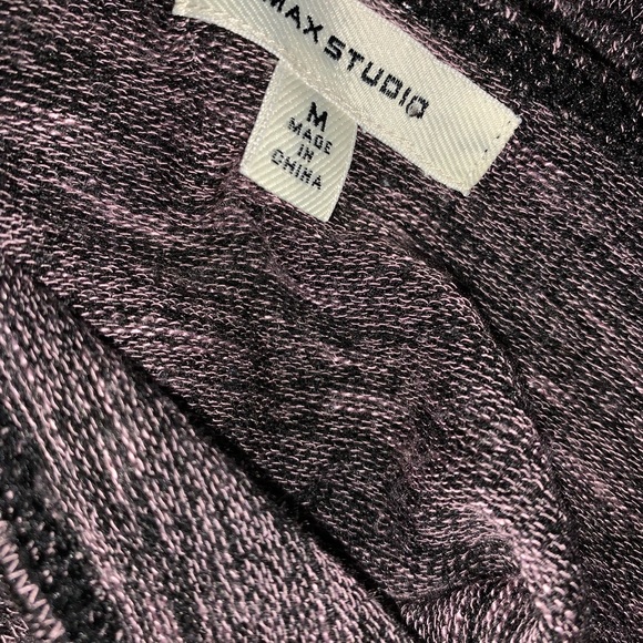Max Studio long-Sleeve Top, Size M - Picture 8 of 9